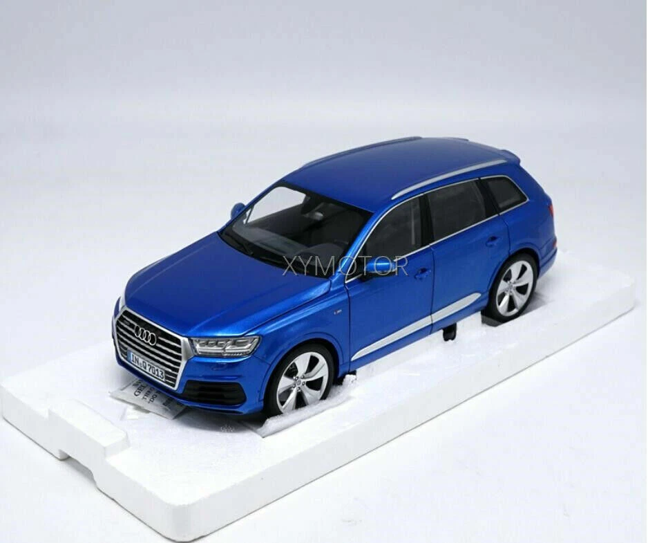 1:18 AR Minichamps Audi Q7 SUV Diecast Car Model gift Brown:Orange:Blue:White - Image 1 of 4