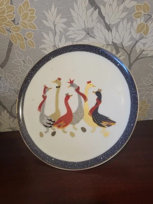 Portmeirion pedestal Cake Plate/Stand, Geese By Sara Miller. - Image 1 of 4