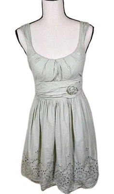 ГОРОД ТРЕУГОЛЬНИКИ SZ 5 ШАЛФЕЙ ЗЕЛЕНЫЙ ПЛАТЬЕ ЦВЕТОК НА ТАЛИИ С ГАЛСТУК ВОКРУГ И TULE СЛОЙ - Изображение 1 из 4