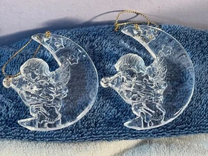 Christmas ornaments set of 2 acrylic Angel on Quarter Moon EX8969 - Picture 1 of 6