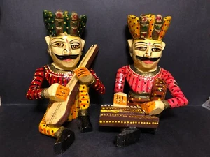 PAR DE GRANDES MÚSICOS MUSICALES INDIOS ANTIGUOS TALLADOS/PINTADOS A MANO BARNIZADOS INDIA - Imagen 1 de 12
