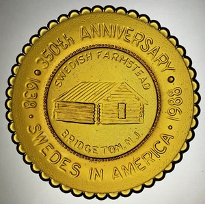 Swedes in America 350th Anniv Swedish Farmstead Bridgeton NJ VTG Glass Cup Plate - Imagen 1 de 6