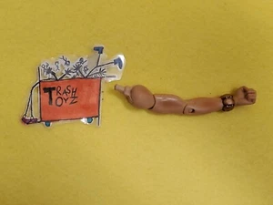 DC UNIVERSE GIGANTA LEFT ARM ACTION FIGURE ACCESSORY VILLIAN CNC SERIES MATTEL - Picture 1 of 2