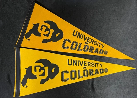 2 VINTAGE UNIVERSITY OF COLORADO BUFFALOES PENNANTS Cover