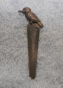 #D643. VINTAGE STERLING SILVER PAGE MARKER - KOOKABURRA DESIGN - Picture 1 of 3
