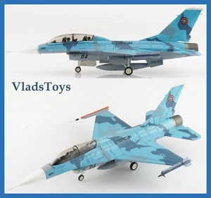 Hobby Master 1/72 F-16B Fighting Falcon NSAWC Black 04 TOPGUN Fallon NV HA38019 - Picture 1 of 10