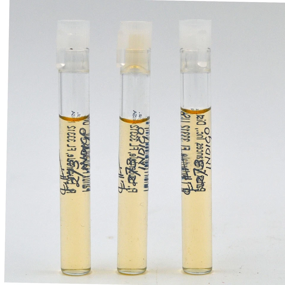 273 índigo para hombres por Fred Hayman EDP juego de salpicaduras de 14 frascos de 0,05 fl. oz cada uno Foto 1 de 1