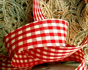 Red Cream Ghingham Check 1.5" by 5 yards Wired Ribbon Picnic Country Summer Farm - Picture 1 of 5