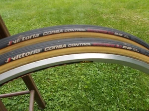 Tubulares Vittoria Corsa Control Graphene 2.0 25 mm menos de 50 millas - Imagen 1 de 4