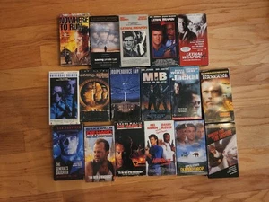Bruce Willis & Mel Gibson VHS Movie Lot (17 Filme) - Action Packed! - Bild 1 von 1