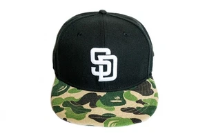 BAPE x New Era San Diego Padres Equipado (Negro/Blanco) - Un Mono de Baño - Imagen 1 de 3