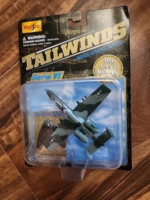 Maisto Tailwinds Serie VI A-10 Thunderbolt II Die Cast con soporte 15061 Foto 1 de 3