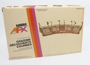 Aurora 2027 HO Slotcar Curved Bleachers Kit - Picture 1 of 1