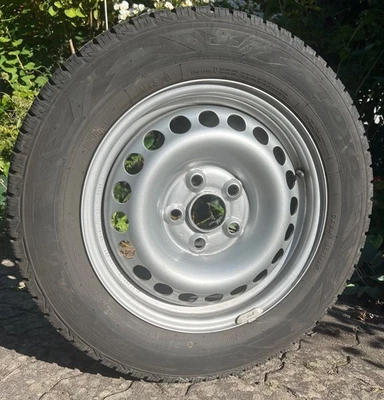 Winterräder 4 x Reifen auf Felge für VW/AUDI/SEAT (Fahrzeug bisher VW T5) - Bild 1 von 2