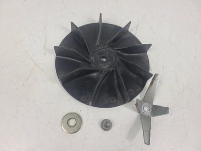 Soplador de hojas de vacío Toro modelo #51984 lote de piezas de cuchilla de ventilador Foto 1 de 4