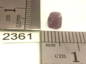 Rubis brut de Mozambie 0,15g corindon opaque non traité mineraux lithotherapie - Foto 1 di 2