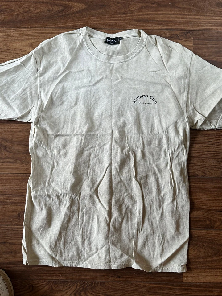 Boohoo Man mens Beige Short Sleeve Crew Neck T-Shirt Wellness Club Sz Small - Image 1 of 1