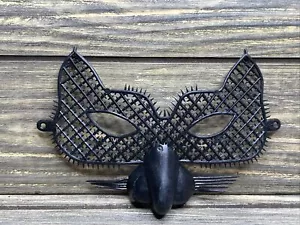 Vintage Plastic Black Lace Cat Panther Masquerade Mask - Picture 1 of 3