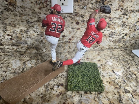 Lot of 2 McFarlane MLB Washington Nationals Loose Figures - Soriano, Cordero Cover