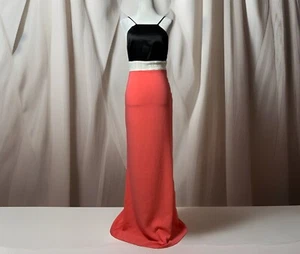 NWT Womens SZ 0 Maxi Dress Halter Top HOCO PROM Special Occasion Party - Picture 1 of 15