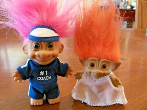 VINTAGE TROLLS A HANDSOME COACH W/PINK HAIR & AN ORANGE HAIR PINK DRESS TROLL EX - Picture 1 of 6