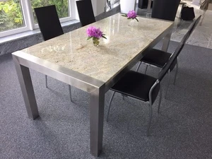 stabiler Edelstahltisch Esstisch Wohnzimmertisch mit massiver Steinplatte Granit - Bild 1 von 6