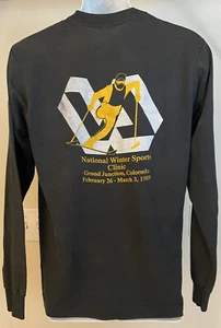 Maglia manica lunga 1989 vintage National Winter Sports Clinic Colorado M, thrashed - Foto 1 di 12