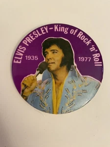 Elvis Presley King Of Rock N Roll Pin Back Button P82 - Picture 1 of 3