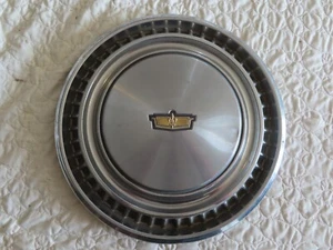 CHEVY CHEVROLETE CAPRICE IMPALA 15" HUBCAP WHEEL COVER HUB CAP - Picture 1 of 6
