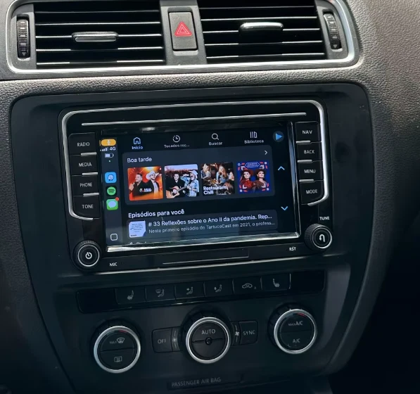 Volkswagen/Skoda Android Car Stereo – Wireless CarPlay, Android Auto, 2GB RAM - Immagine 1 di 3