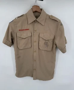 Boy Scouts of America Cub Scout Uniform Youth Shirt 100% Polyester Vented Medium - Picture 1 of 9