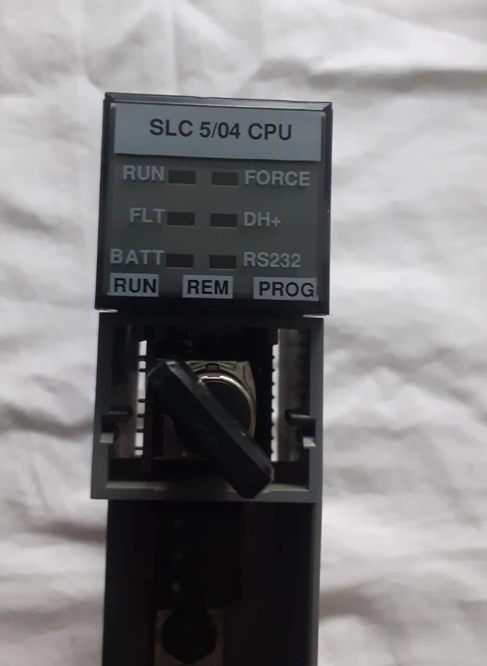 Allen Bradley SLC500-5/04 || CAT.1747-L541  SER.B - Photo 1/4