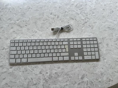 Apple Keyboard con tastierino numerico (USB) - Immagine 1 di 3