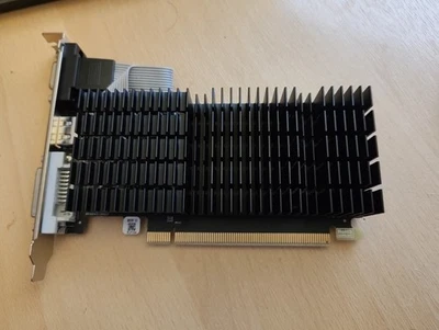 Graphics Card AMD R5 220 1GB LP Low Profile Fanless VGA HDMI DVI SFF PC - Image 1 of 2