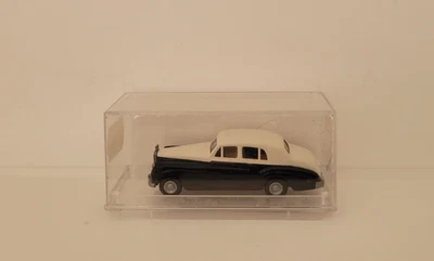 Modellautos 1:87 Rolls Royce Silver Shadow in OVP von Praline Nummer 84400 - Bild 1 von 3