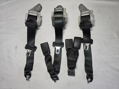 2008 - 2012 Honda Accord Sedan (4 DOOR) Rear Seat Belt Retractors (OEM) Black Foto 1 de 4