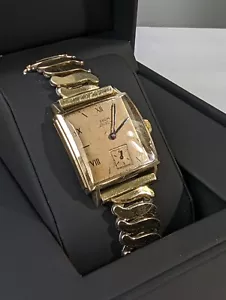 1940's ELGIN DeLUXE Model #555 Watch 17 Jewels 10k GF Nice Gable Crystal- WORKS - Picture 1 of 19