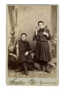 CABINET CARD – YOUNG WOMEN WITH INDIAN CLUBS - Picture 1 of 2