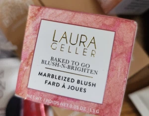 Laura Geller Blush al forno-N-Brighten blush marmorizzato 0,05 oz CREMA BURRO ROSA - Foto 1 di 3