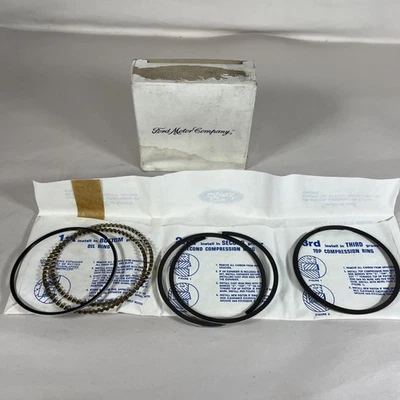 1996-2008 Genuine Ford F-150 Piston Rings Kit OEM Part # 2L3Z-6148-AA - NOS Foto 1 de 4