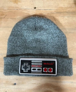 Nintendo NES Controller Beanie - Winter Strickmütze Mütze - Grau - Bestickt - Bild 1 von 4