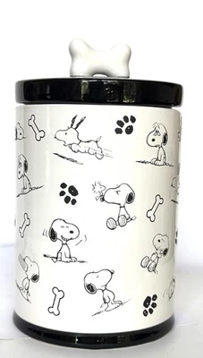 Snoopy Dog Treat Jar Canister Ceramic Black & White w/seal Tight Lid 9x5” - Image 1 of 4