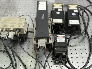 4x Laser Modules: LCS-DTL-332CIT w/ PSU + 3x DLF532-3000T 532nm Green – Untested - Picture 1 of 15