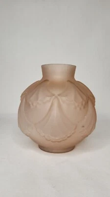 Vase boule Art déco en pâte de verre rose - Photo 1/4