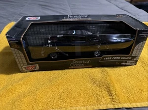 1932 Ford Coupe Black "American Classics" 1:24 Diecast Model - Motormax NEW - Picture 1 of 2