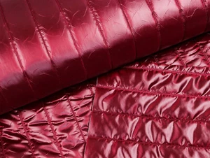 STEPPSTOFF Stepper Steppfutter wattiert längs gesteppt BURGUNDY EUR 23,98/m - Bild 1 von 3