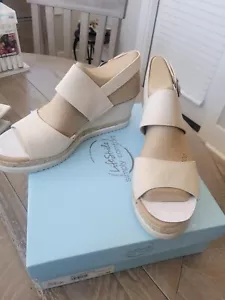 Lifestride Brielle Tan Beige Ivory Wedge Sandal NIB Espadrille Size 9.5 - Picture 1 of 4