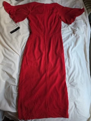 Vestido midi drapeado lateral Maggy London mangas acampanadas rojo talla 6 nuevo con etiquetas  Foto 1 de 4