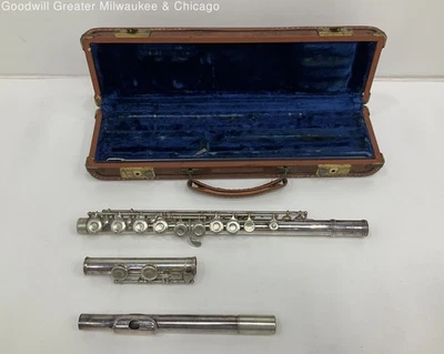 Flauta enchapada en plata Communhardt M2 con estuche de cuero Foto 1 de 4