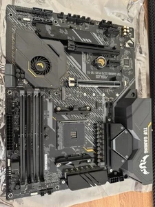 ASUS TUF Gaming X570-Plus (Wi-Fi) AM4 ATX Motherboard – PCIe 4.0 - Afbeelding 1 van 6